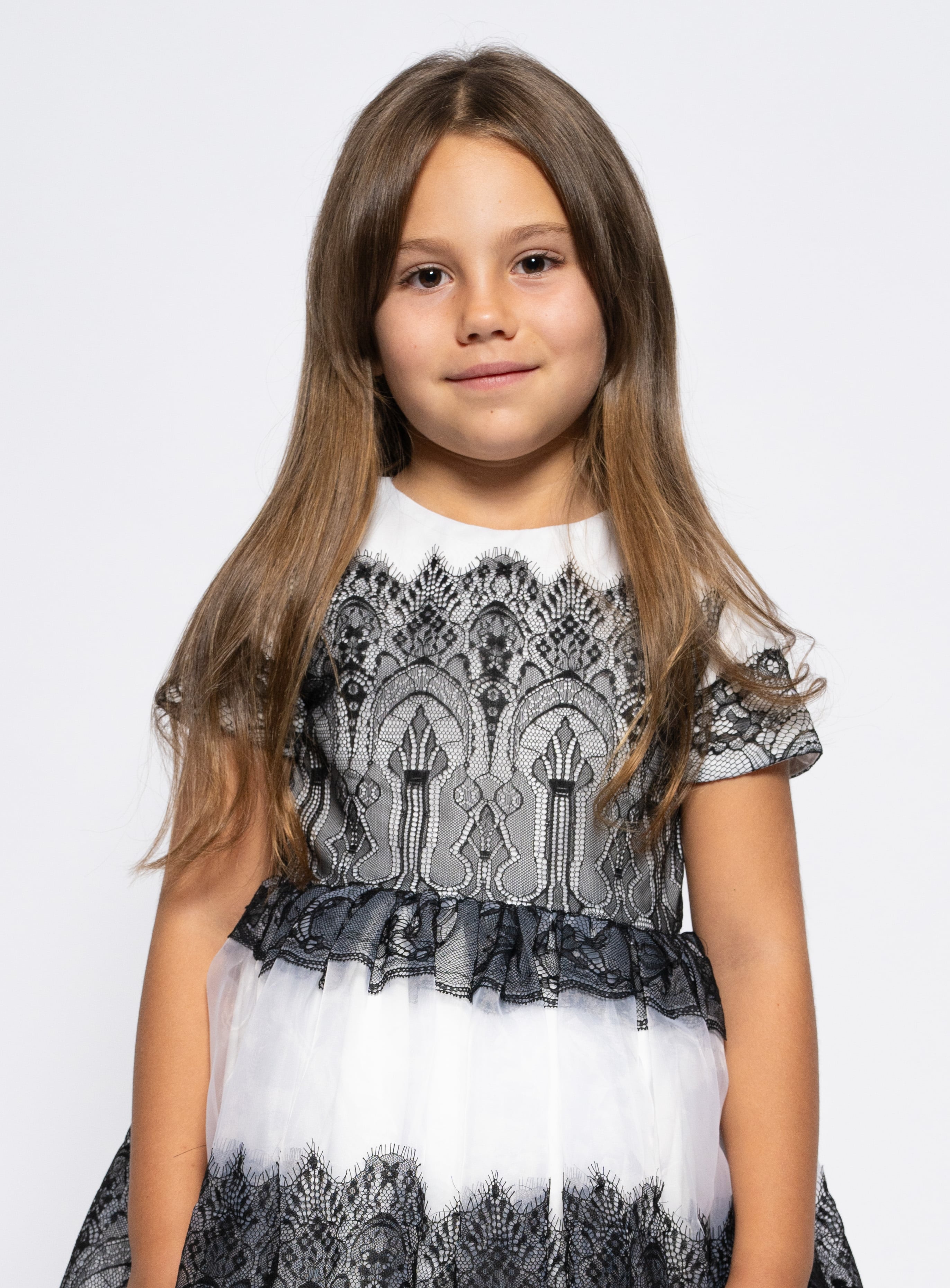 Kids organza dress with lace