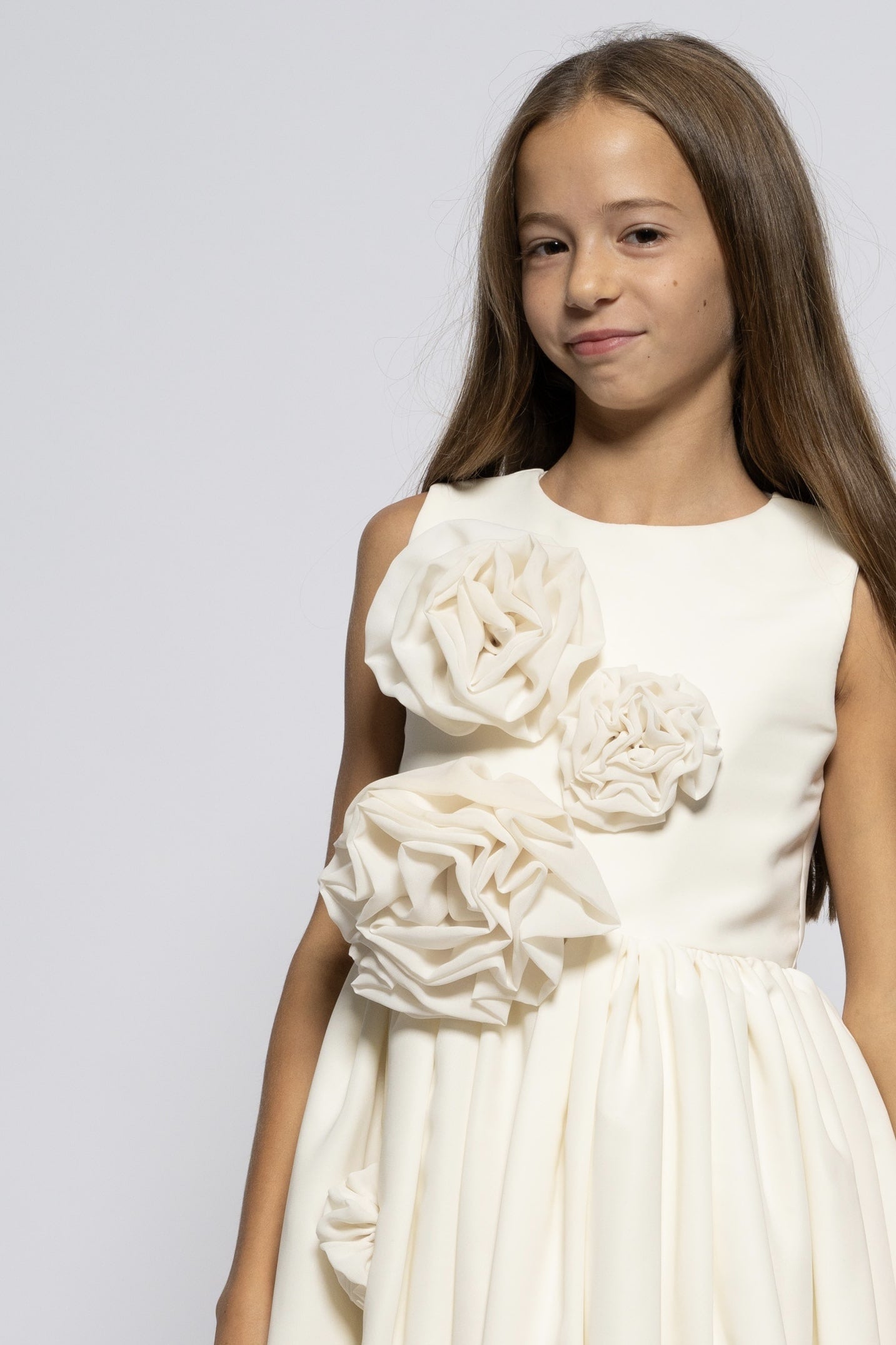 Kids white dress with large roses